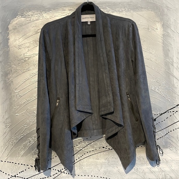 Cupcakes & Cashmere Open Front Faux Suede Jacket Size XS Grey NWOT - Picture 3 of 9